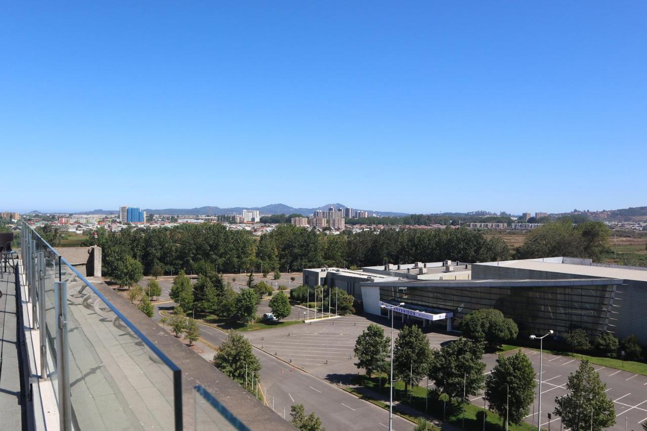 Wyndham Concepcion Pettra 호텔 외부 사진 View of the San Jose skyline from the rooftop of the Fairmont San Jose